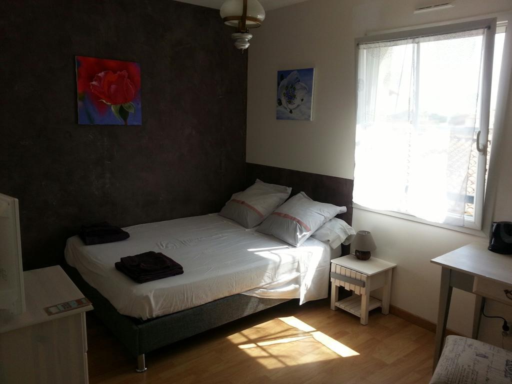 B&B La Difference Lagord Εξωτερικό φωτογραφία